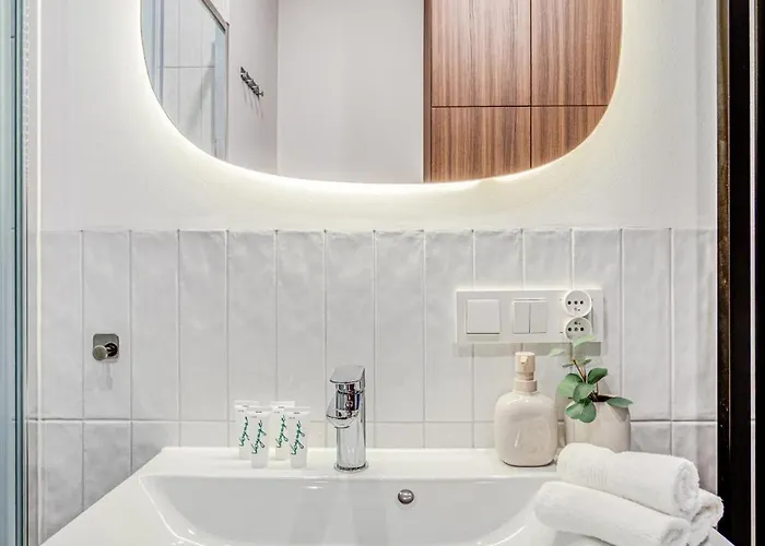 Braniborska 70 By Homeprime *